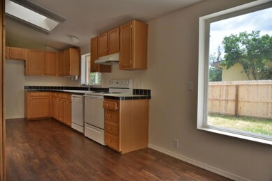 1337 NW Highland Ave, Grants Pass, OR 97526 - photo 6