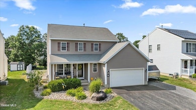 17 Red Oak Dr, Schenectady, NY 12302 - photo 2