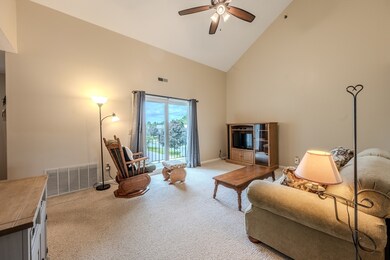 64 Tennis Plaza Rd unit 4, Dracut, MA 01826 - photo 7