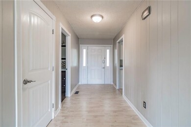 17 Eaton Cir, Bella Vista, AR 72715 - photo 4