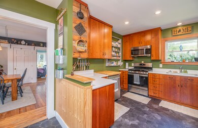 4 Riverview Dr, Gardiner, ME 04345 - photo 6