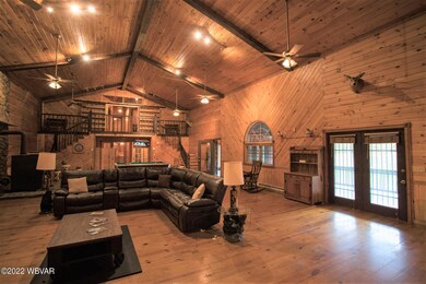 5 Living Room