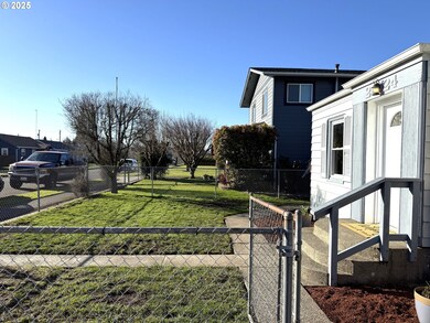 2924 Fir St, Longview, WA 98632 - photo 3