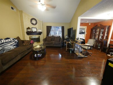 6702 Sandswept Ln, Houston, TX 77086 - photo 4