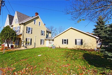 1867 Chapel Ave, Allentown, PA 18103 - photo 2