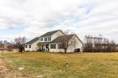 332 Lamplight Ln, Lewisburg, PA 17837 - photo 4