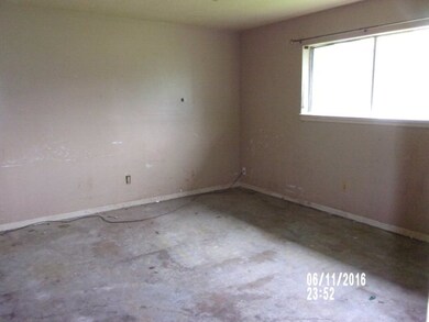 5108 County Road 138c, Alvin, TX 77511 - photo 5