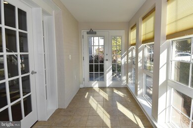 4111 S Four Mile Run Dr unit 102, Arlington, VA 22204 - photo 4