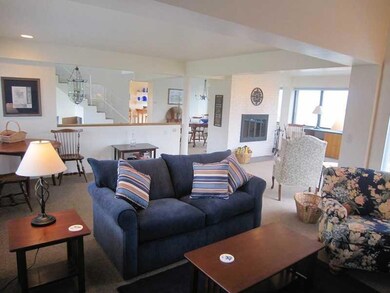Den/Family/Great Room.