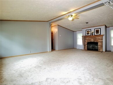 11 Thomas Blvd NW, Massillon, OH 44647 - photo 3
