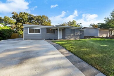 744 Oak Dr, Hurst, TX 76053 - photo 3