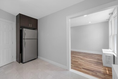 85 Stuyvesant Ave unit 2, Jersey City, NJ 07306 - photo 4