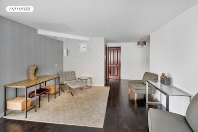 150 E 61st St unit 6E, New York, NY 10065 - photo 2