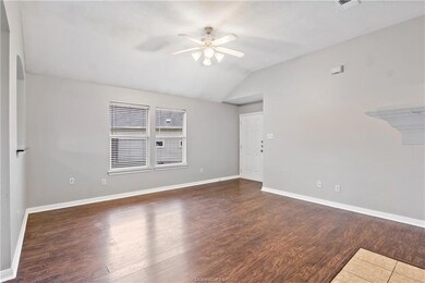 3903 Crown Ridge Ct, College Station, TX 77845 - photo 7
