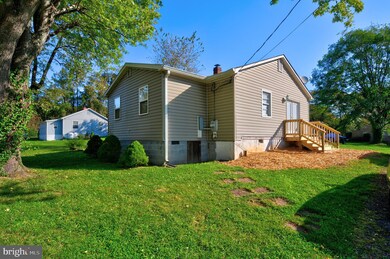 102 Freezeland Rd, Linden, VA 22642 - photo 3