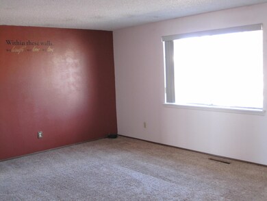 4305 Terrace Dr, Farmington, NM 87402 - photo 2