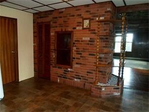 497 Pleasant St, Pawtucket, RI 02860 - photo 5