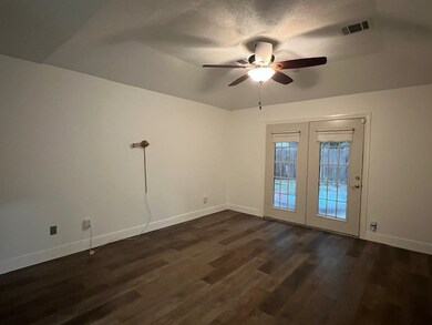 3906 Hazelwood Dr, Pearland, TX 77584 - photo 4