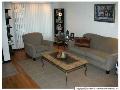 5 Echo Place, Staten Island, NY 10314 - photo 2