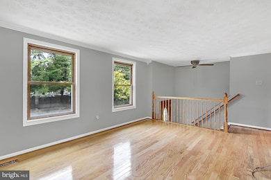 224 Compass Rd, Essex, MD 21221 - photo 7