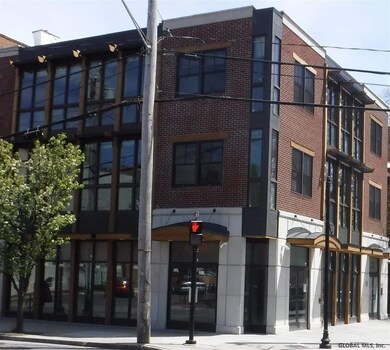 423 Madison Ave, Albany, NY 12210 - photo 4