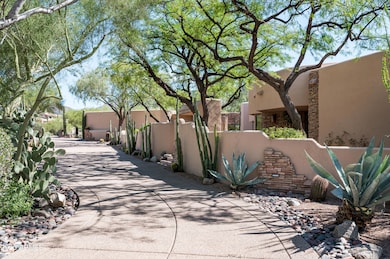 9355 E Via Del Sol Dr, Scottsdale, AZ 85255 - photo 7