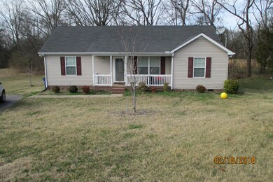 105 Turning Leaf Ct, Shelbyville, TN 37160 - photo 2