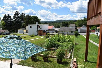 819 North St, Jim Thorpe, PA 18229 - photo 5