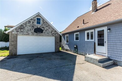 11 Grand View Ave, Johnston, RI 02919 - photo 5