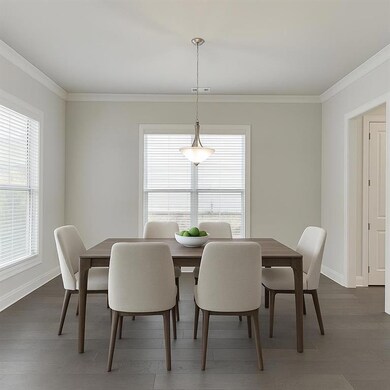 Virtually staged dining room