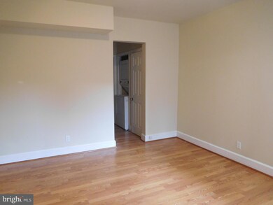 806 8th St NE unit 1, Washington, DC 20002 - photo 2