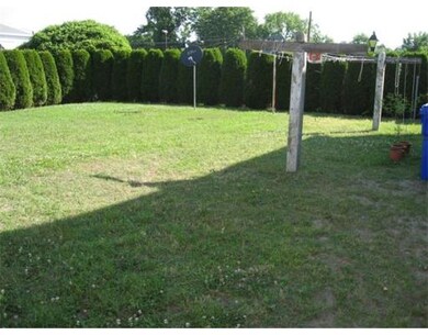 16 Banner St, Indian Orchard, MA 01151 - photo 2