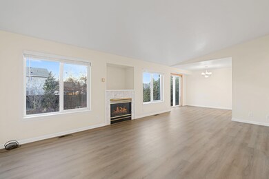 3188 NE Cromwell Ct, Bend, OR 97701 - photo 5