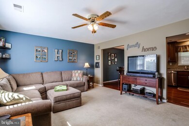 7289 Pommel Dr, Sykesville, MD 21784 - photo 5