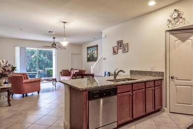Kitchen/Living