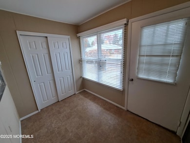 another den pic 163 Columbine