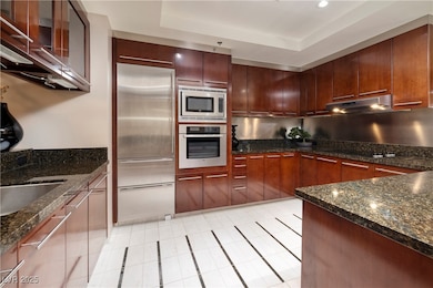 Stainless Steel Appliances and Granite Counters