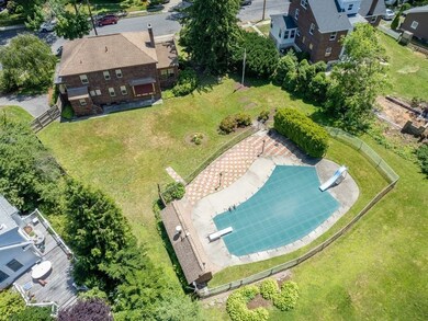 206 Crosby St, Arlington, MA 02474 - photo 2