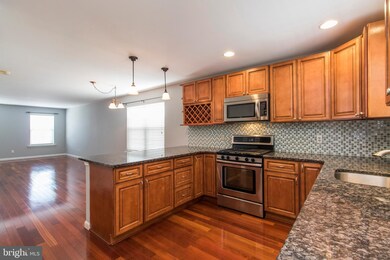 330 E Elm St, Conshohocken, PA 19428 - photo 5