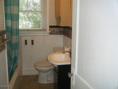 4557 Wheeler Ave, Jacksonville, FL 32210 - photo 3