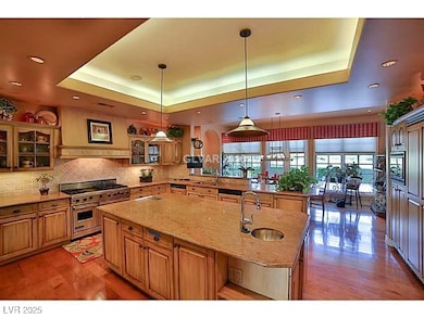 22 Burning Tree Ct, Las Vegas, NV 89113 - photo 5