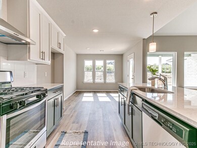 3422 E 153rd St S, Bixby, OK 74008 - photo 7