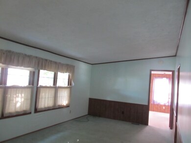 4 Living room