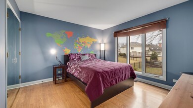 908 W Bailey Rd, Naperville, IL 60565 - photo 2