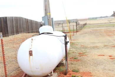 10788 N 1990 Rd, Elk City, OK 73644 - photo 7