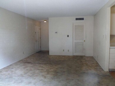 2635 W Rose Ln #B-122