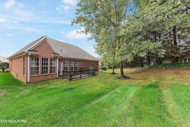 539 Glen Ives Way unit 18, Knoxville, TN 37919 - photo 2