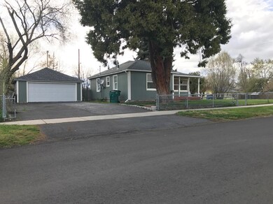 606 Owens St, Klamath Falls, OR 97601 - photo 4