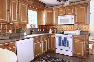 581 Delano Rd, Marion, MA 02738 - photo 6