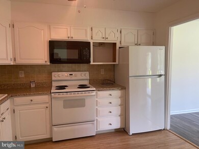 1002 Brinker Dr unit 101, Hagerstown, MD 21740 - photo 3